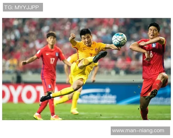 传奇球星再现绿茵场追忆经典岁月足坛英雄永驻人心