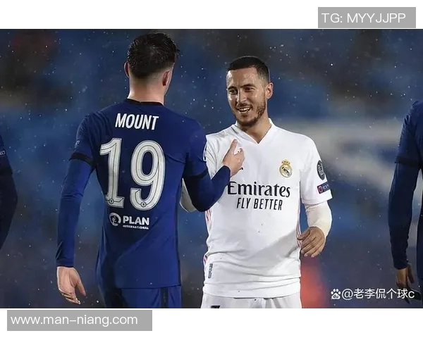 全球足坛最具影响力的十大9号球员盘点:传奇与现役球星的巅峰对决 全球足坛最具影响力的十大9号球员盘点:传奇与现役球星的巅峰对决