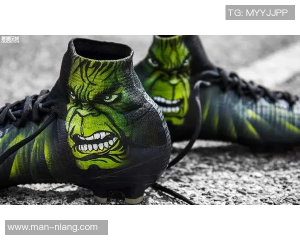 创意十足的足球星笔袋设计让你在学习中也能感受绿茵场激情 创意十足的足球星笔袋设计让你在学习中也能感受绿茵场激情