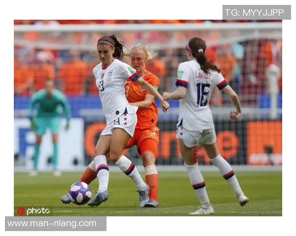 德国女足球星达布尼茨：从青涩新人到世界级冠军的成长之路