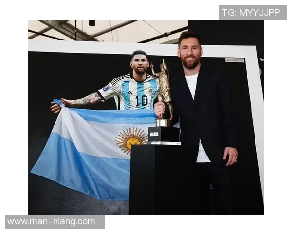 梅西日常生活中的一刻展现其非凡魅力与真实自我