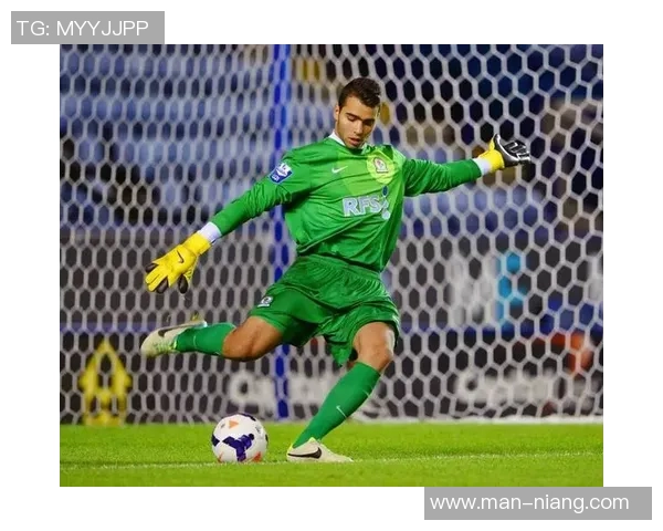 矮个子足球球星的逆袭之路 如何在身高不占优的情况下成为传奇